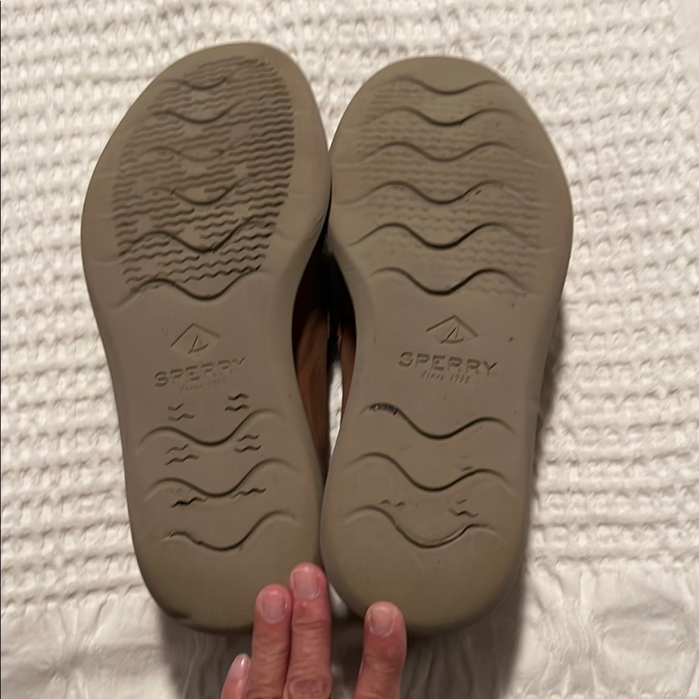 Sperry Brown Loafers Classic Slip-On Design - Picture 2 of 4
